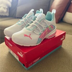 Puma Axelion Swirl Sneaker